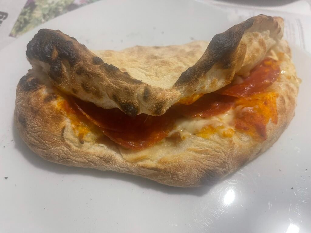 Mozzarella, Tomato & Pesto Sandwich (V)